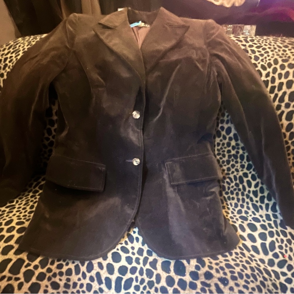 Meet your Posher, Monec